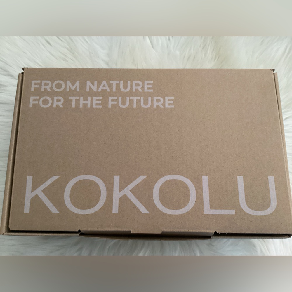 KOKOLU Comfort Knit Sneaker - Picture 11 of 12